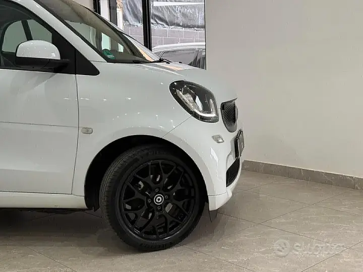Smart Fortwo 2016 photo 2