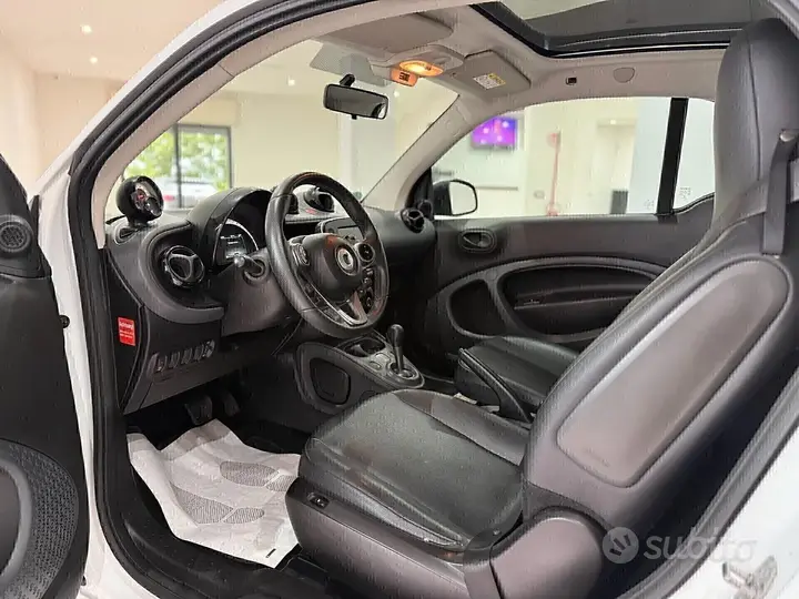 Smart Fortwo 2016 photo 5