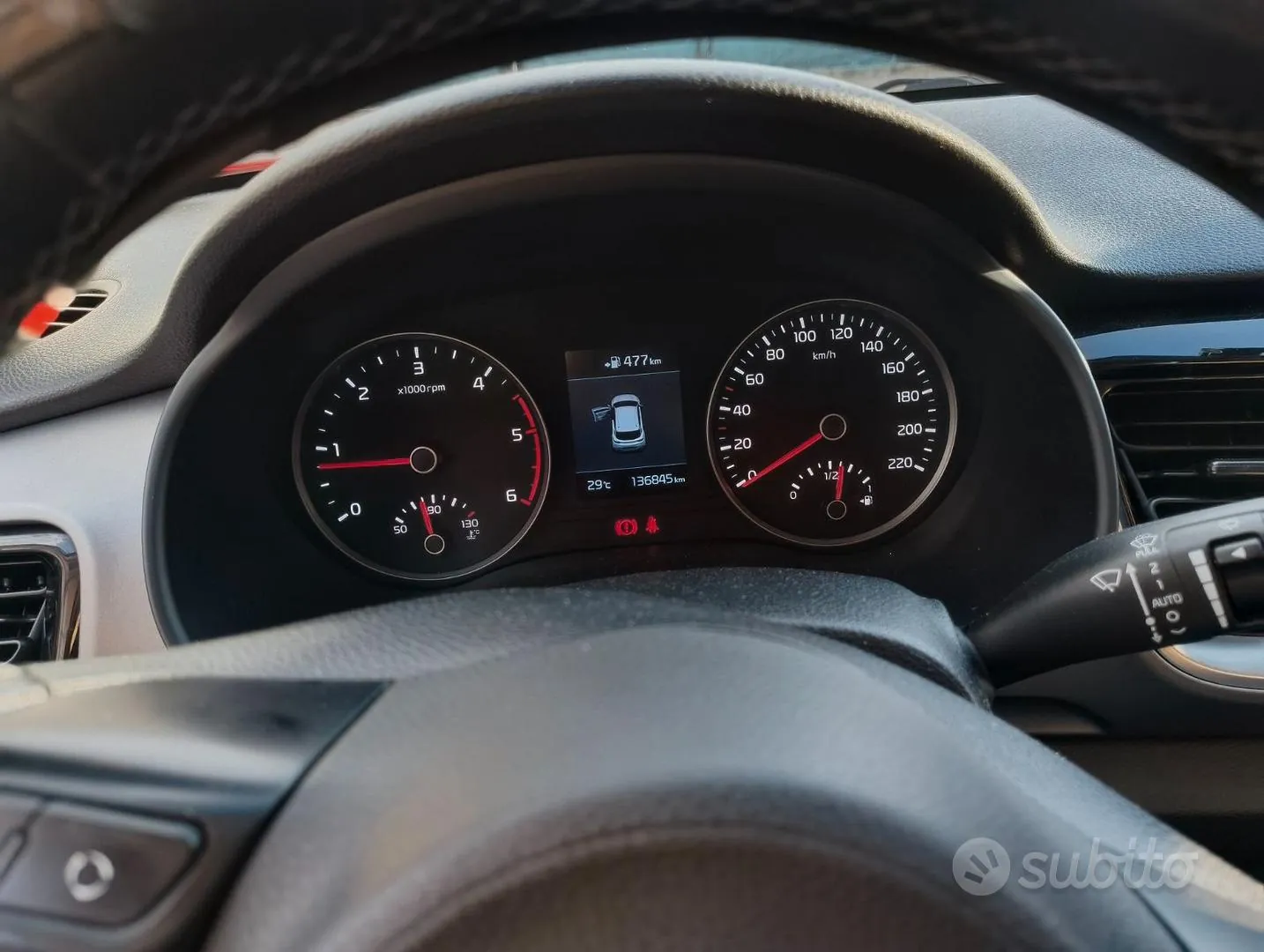 Kia Stonic 2018 photo 5