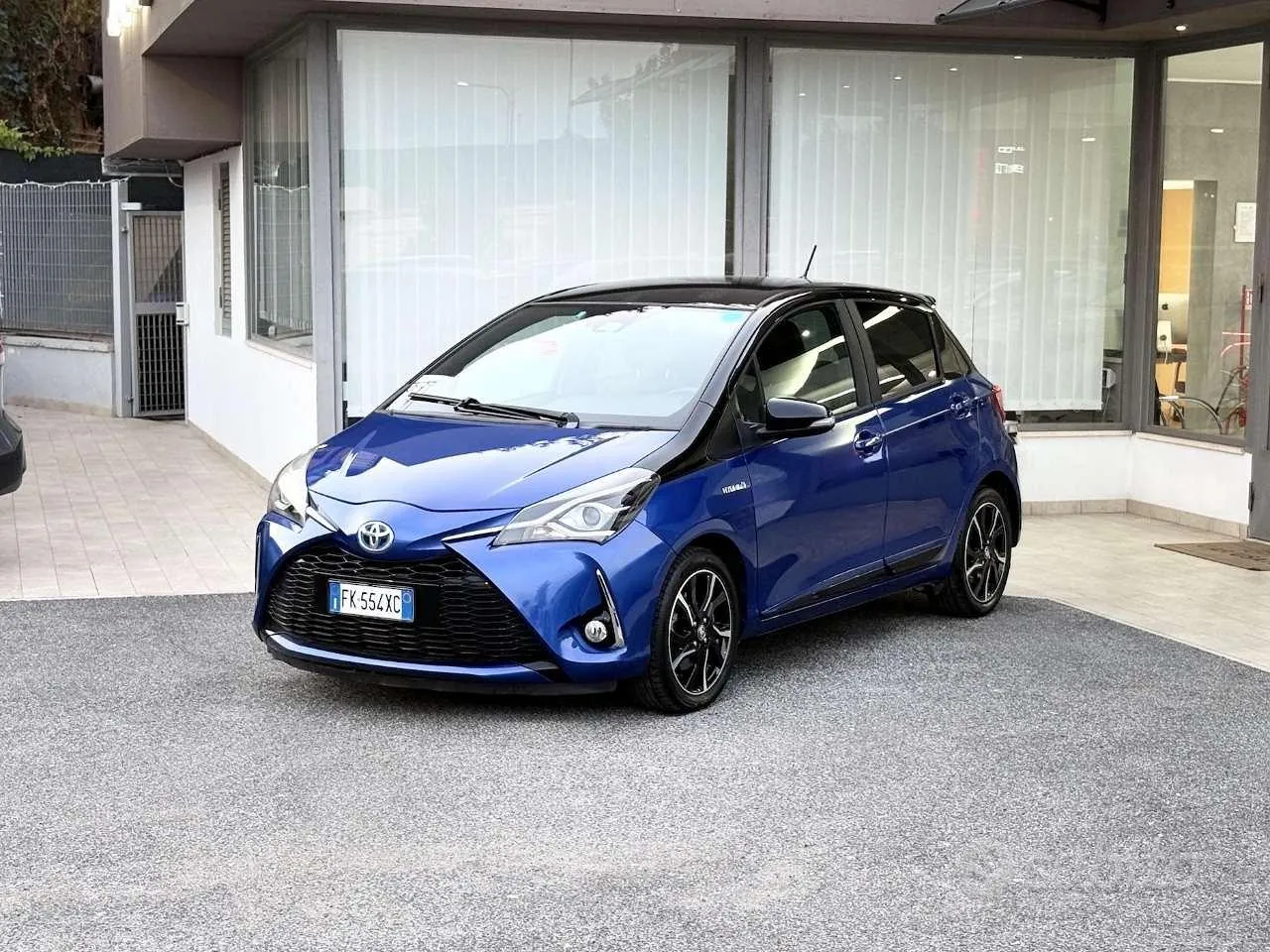 Toyota Yaris 2017 photo 3