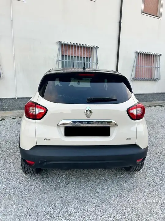 Renault Captur 2016 photo 2