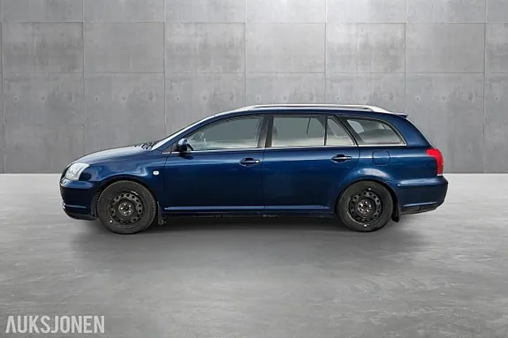Toyota Avensis 2004 photo 2