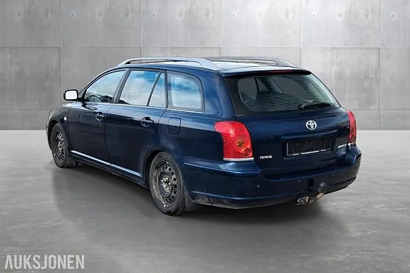 Toyota Avensis 2004 photo 3