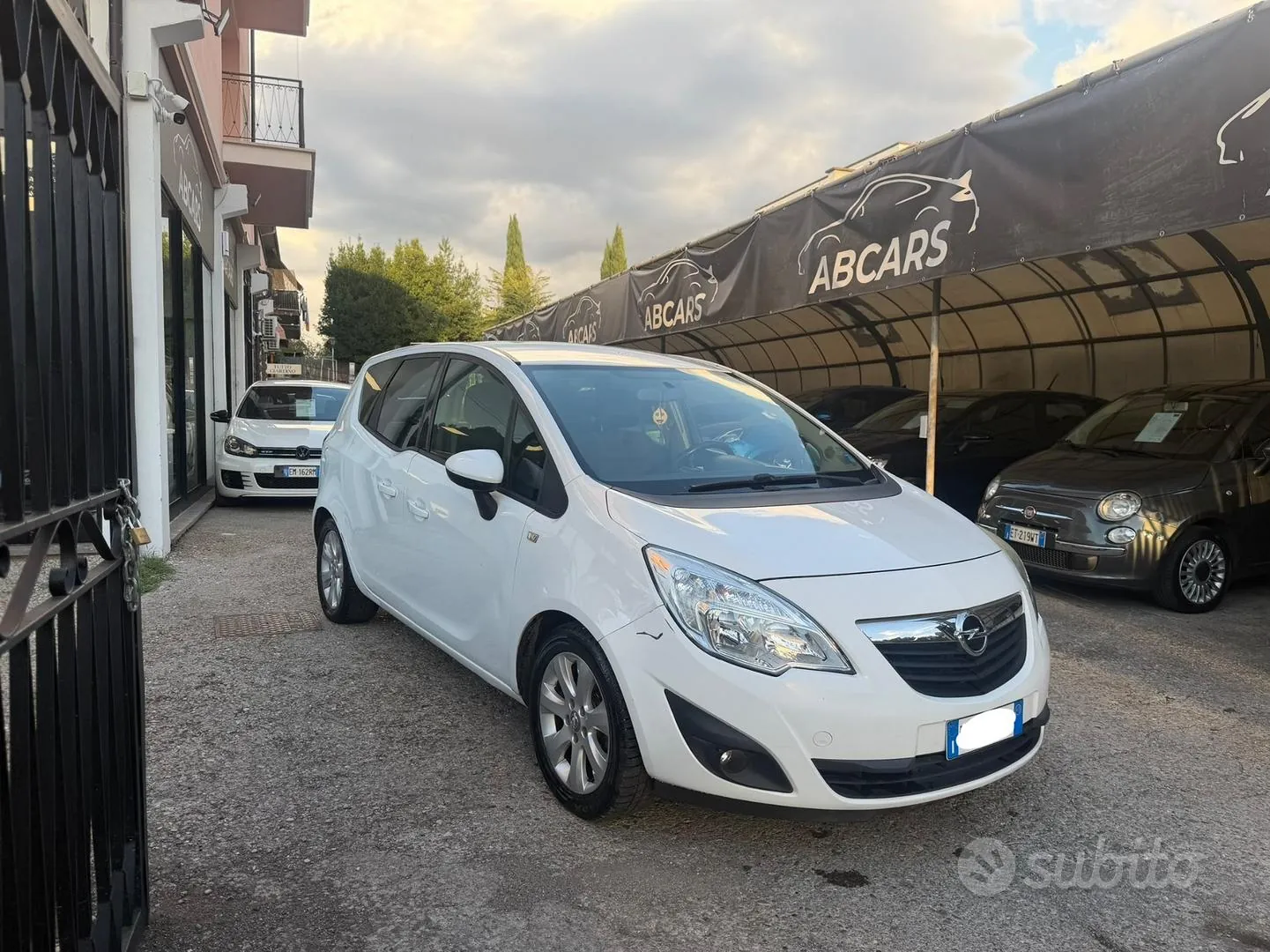 Opel Meriva 2012 photo 2