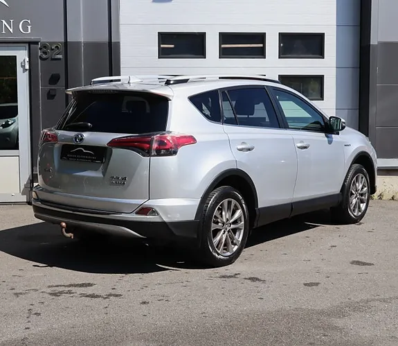 Toyota Rav4 2016 photo 2