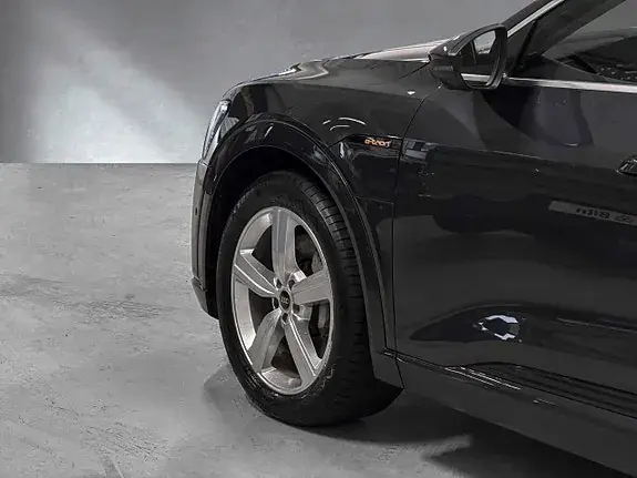 Audi E-Tron 2021 photo 4