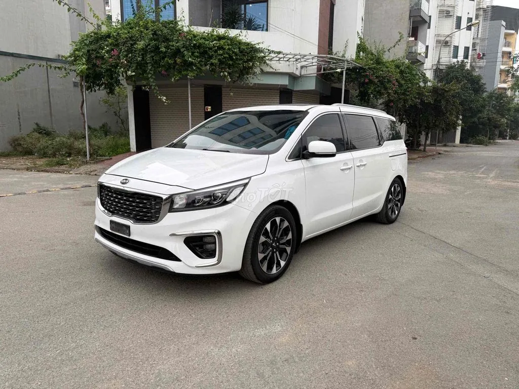 Kia Carnival 2019 photo 2