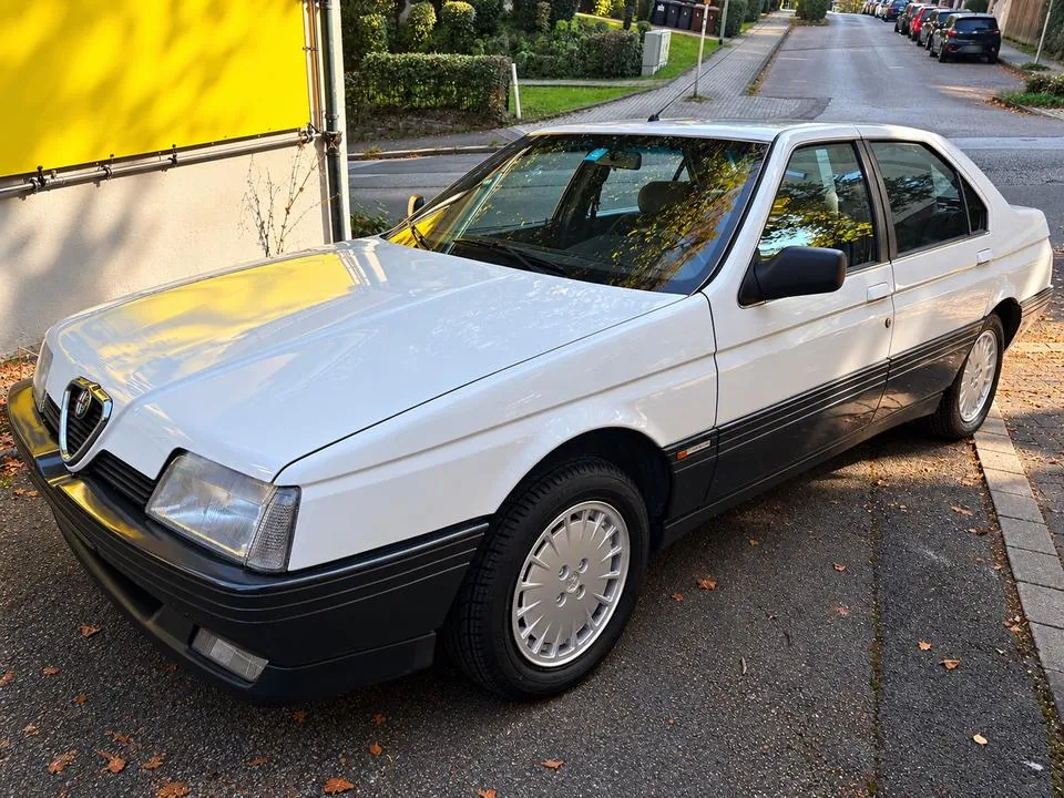 Alfa Romeo 164