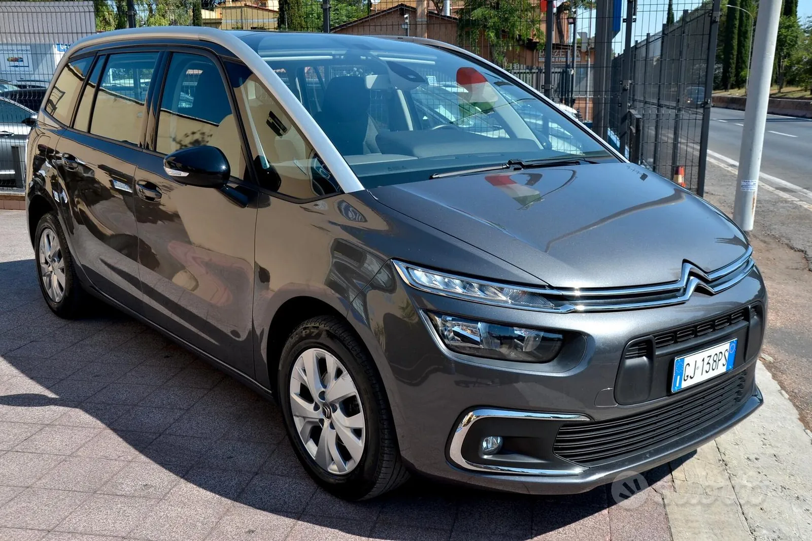 Citroen Grand C4 Spacetourer 2022 photo 4