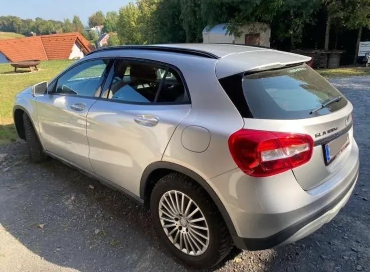 Mercedes-Benz Gla Class 2017 photo 2