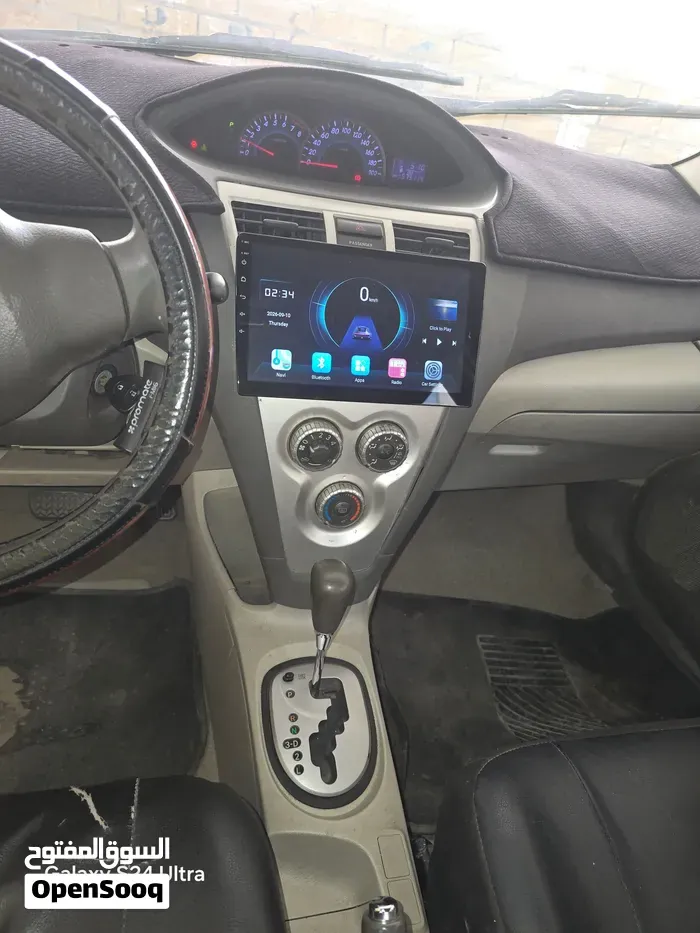 Toyota Yaris 2013 photo 4