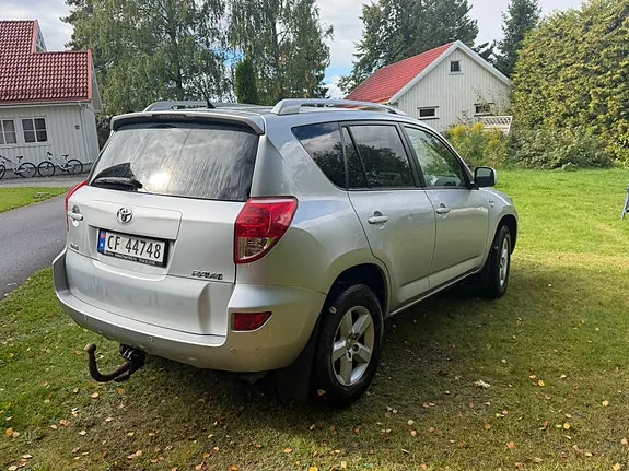 Toyota Rav4 2008 photo 5
