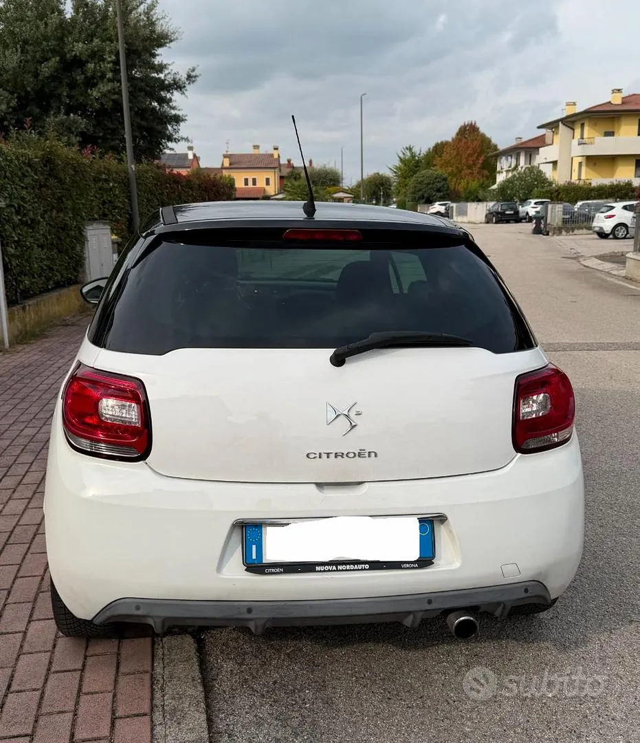 Citroen Ds3 2012 photo 2