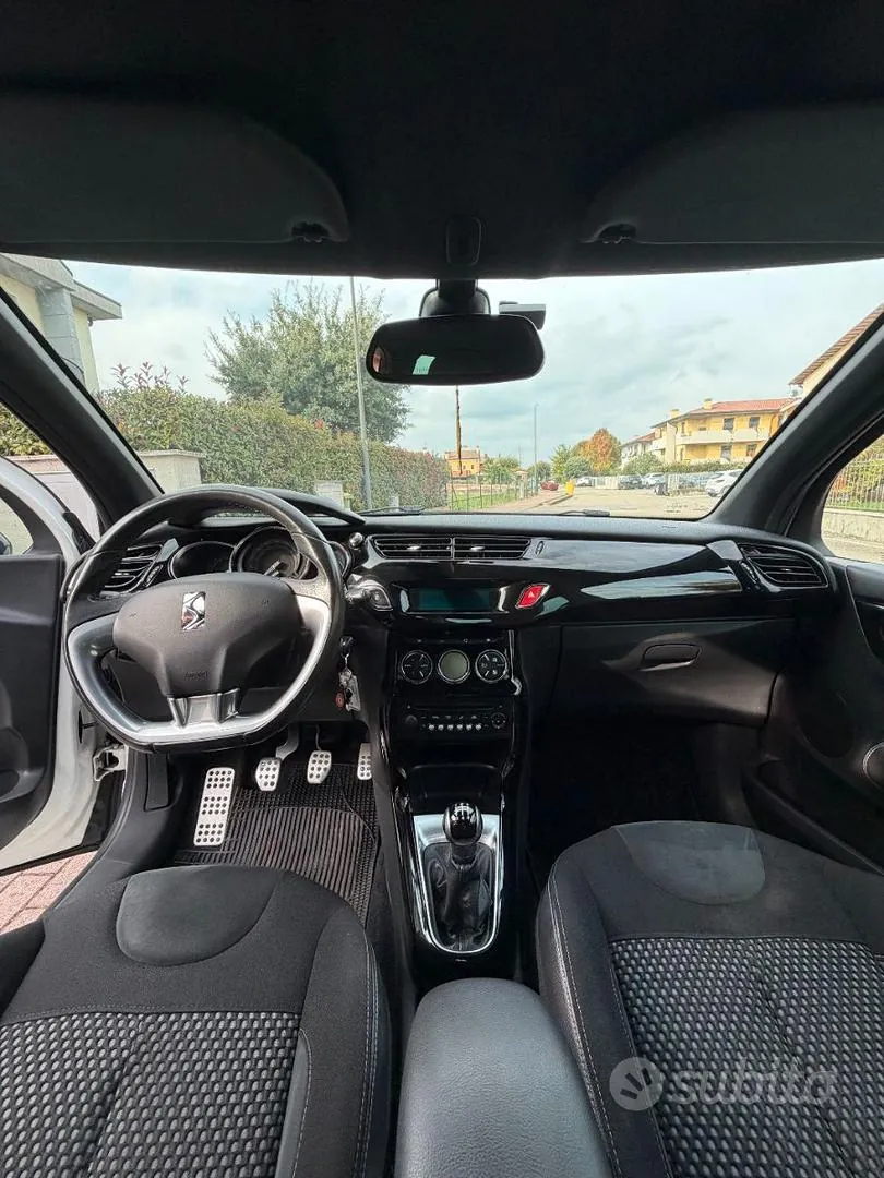 Citroen Ds3 2012 photo 4