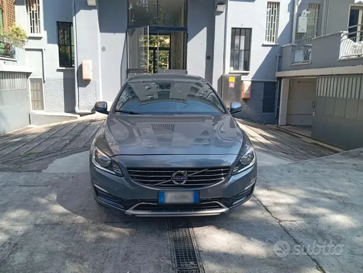 Volvo V60 2017 photo 4