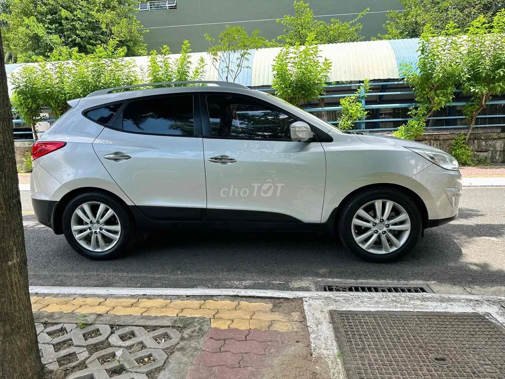 Hyundai Tucson 2012 photo 3