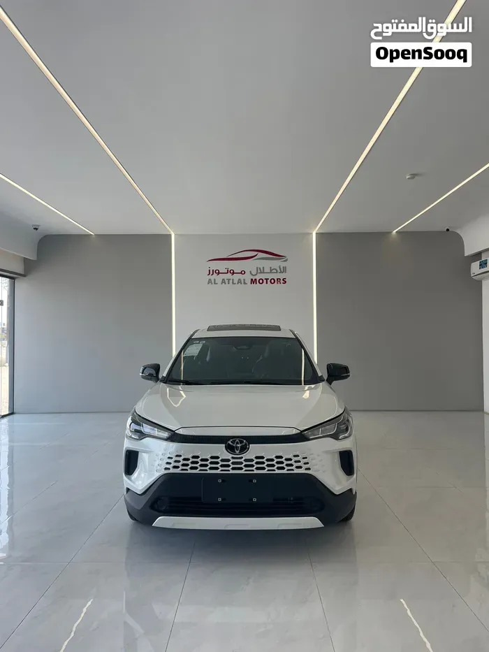 Toyota Corolla Cross 2026 photo 2