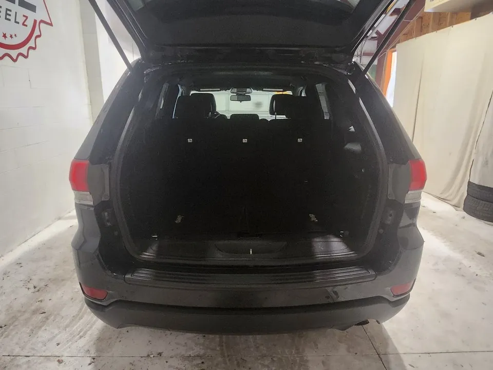 Jeep Grand Cherokee 2014 photo 4
