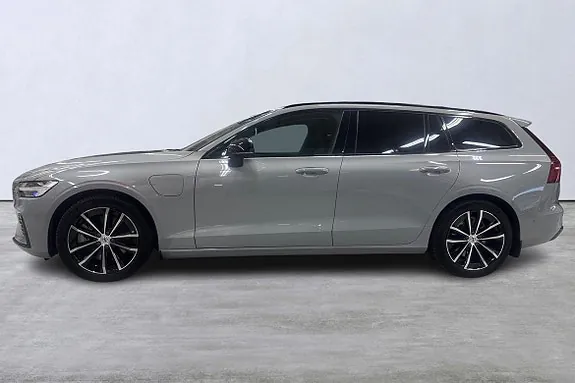 Volvo V60 2025 photo 2