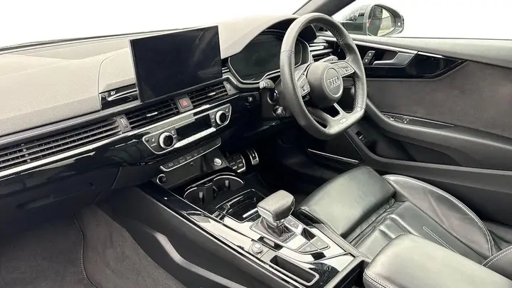 Audi A5 2024 photo 2