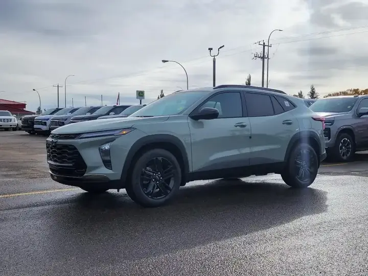 Chevrolet Trax 2026 photo 2