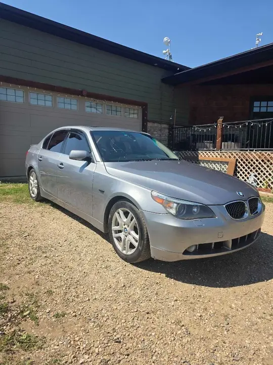 BMW 5 Series 2007 photo 2