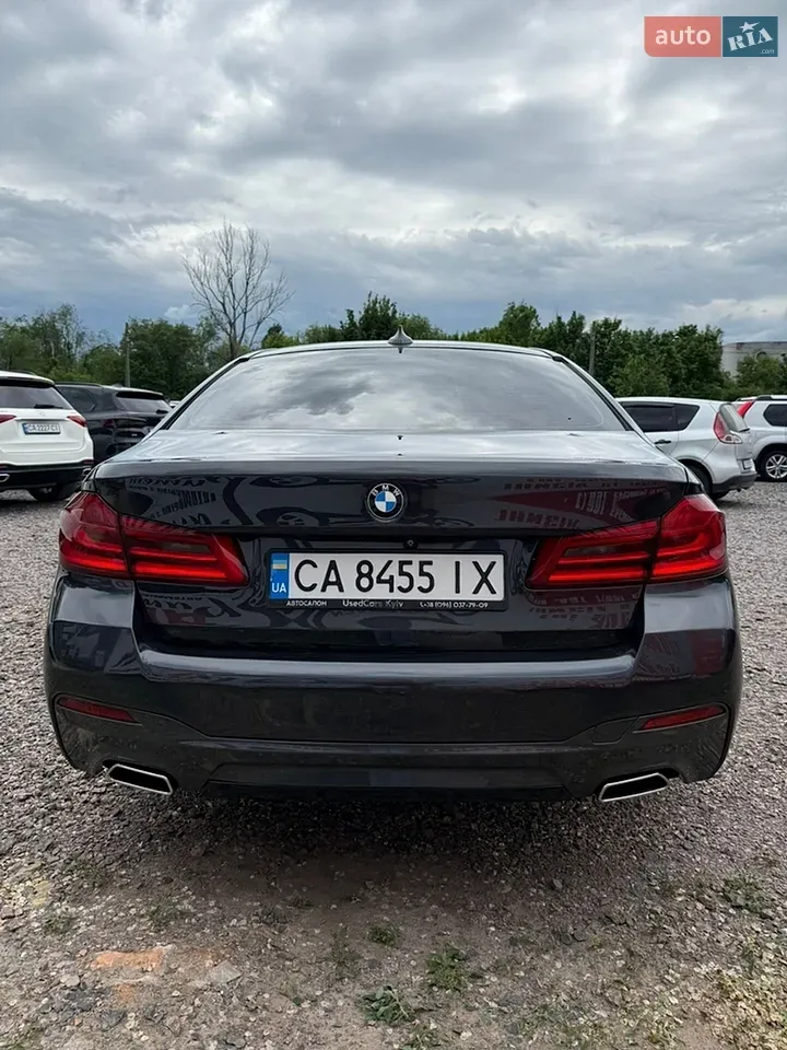 BMW 5 Series 2019 photo 4