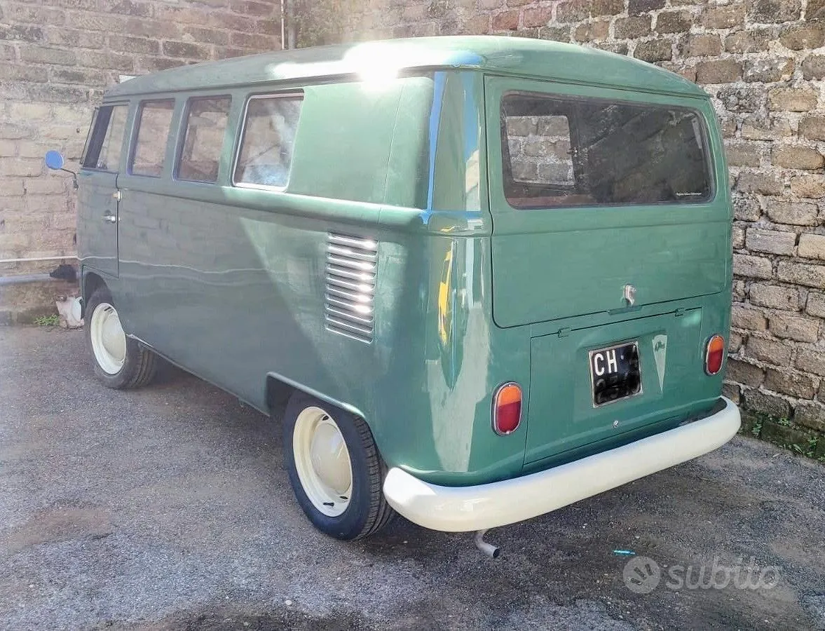 Volkswagen T1 Combi Split 1965 photo 4
