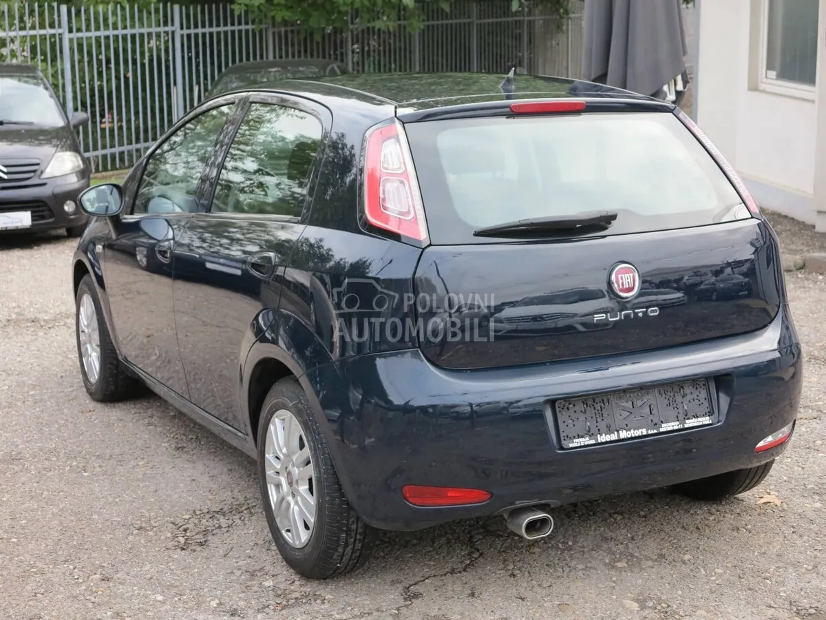 Fiat Grande Punto 2015 photo 4