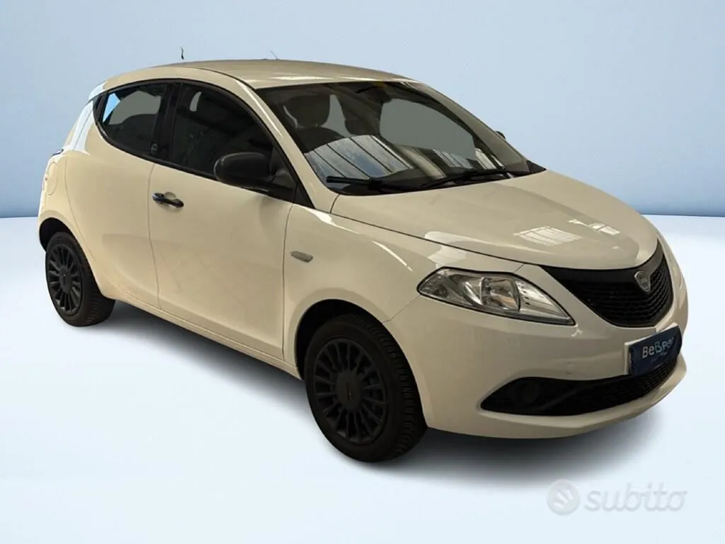 Lancia Ypsilon 2020 photo 2