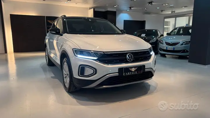 Volkswagen T-Roc 2022 photo 3