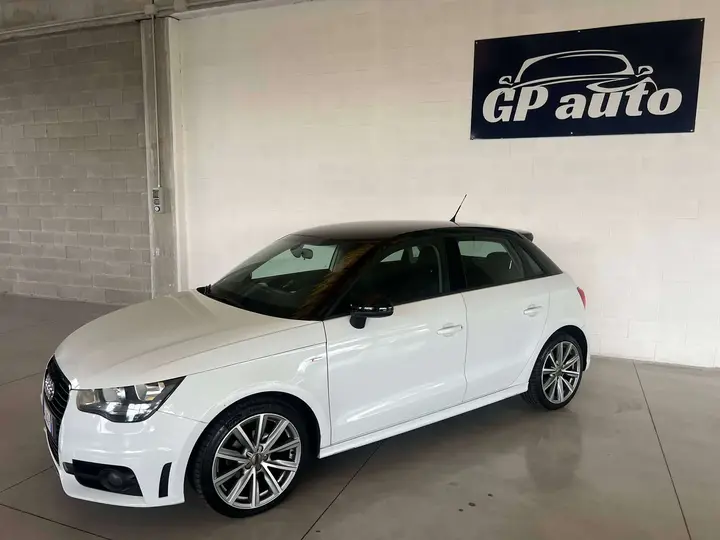 Audi A1 Sportback 2015 photo 2