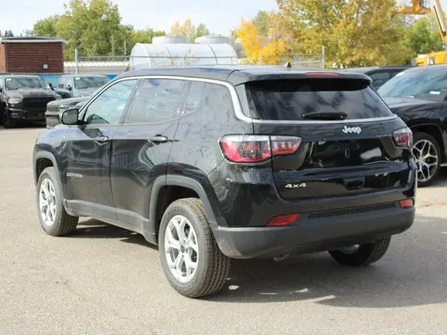 Jeep Compass 2026 photo 3