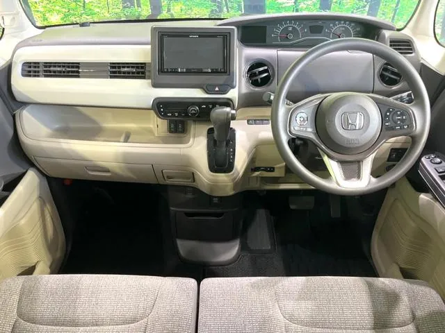 Honda N-Box 2019 photo 2