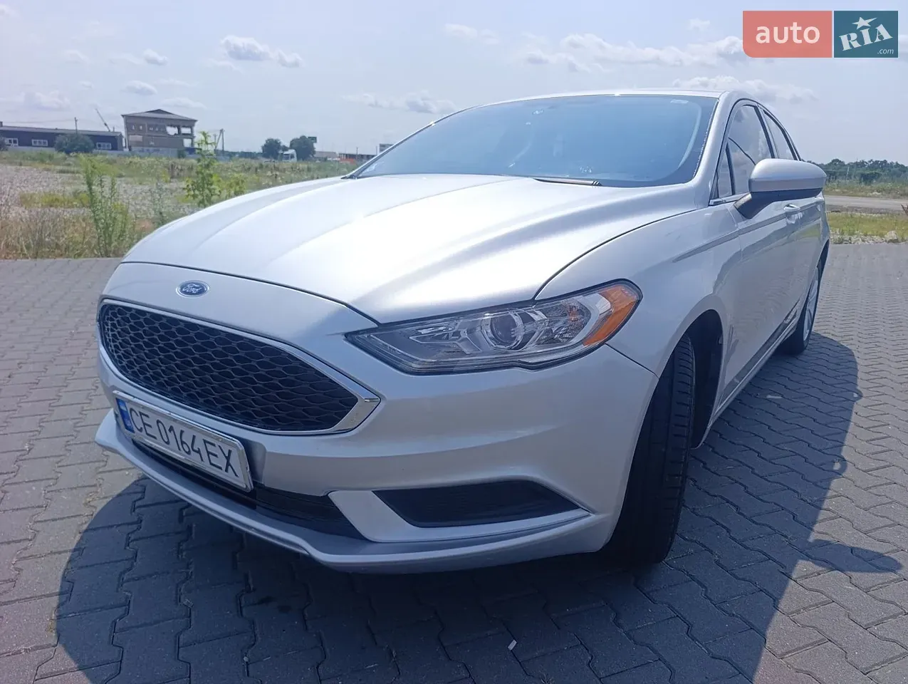 Ford Fusion 2017 photo 2