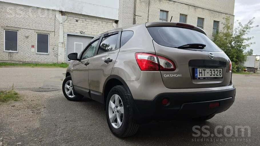 Nissan Qashqai 2011 photo 4