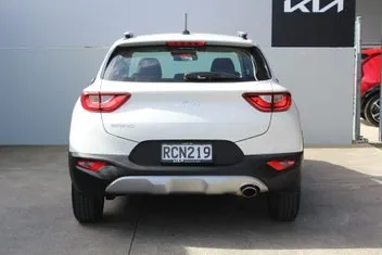 Kia Stonic 2025 photo 5