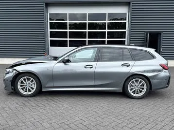 BMW 3 Series 2025 photo 2