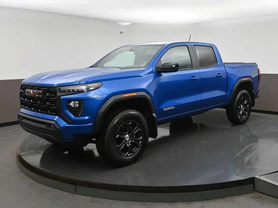 GMC Canyon 2024 photo 3