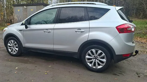 Ford Kuga 2011 photo 4