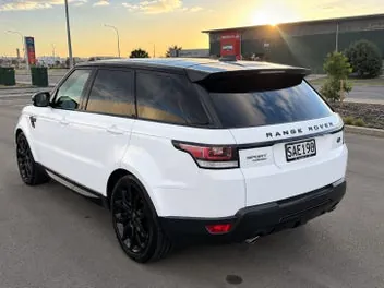 Land Rover Range Rover Sport 2014 photo 5