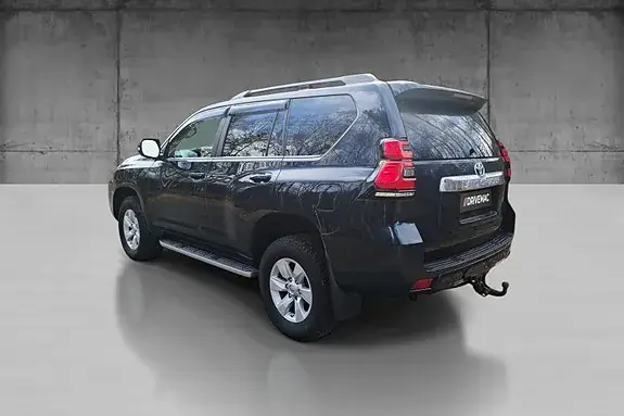 Toyota Land Cruiser 2018 photo 5