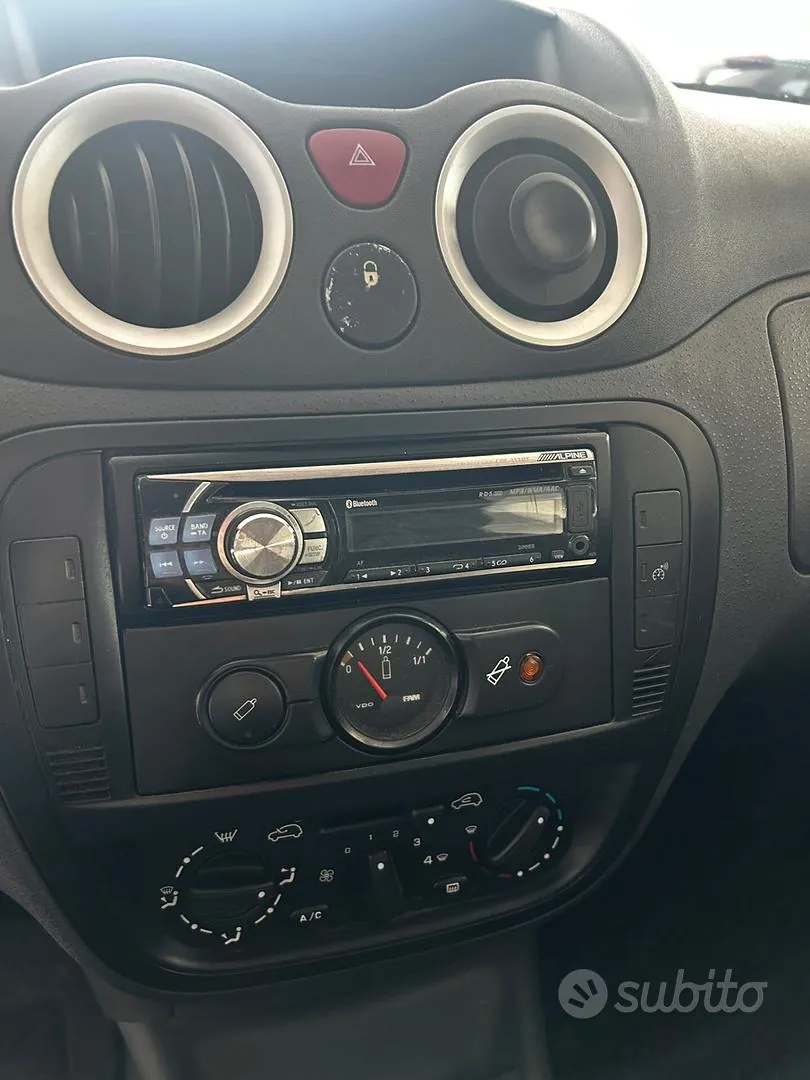 Citroen C3 2009 photo 5