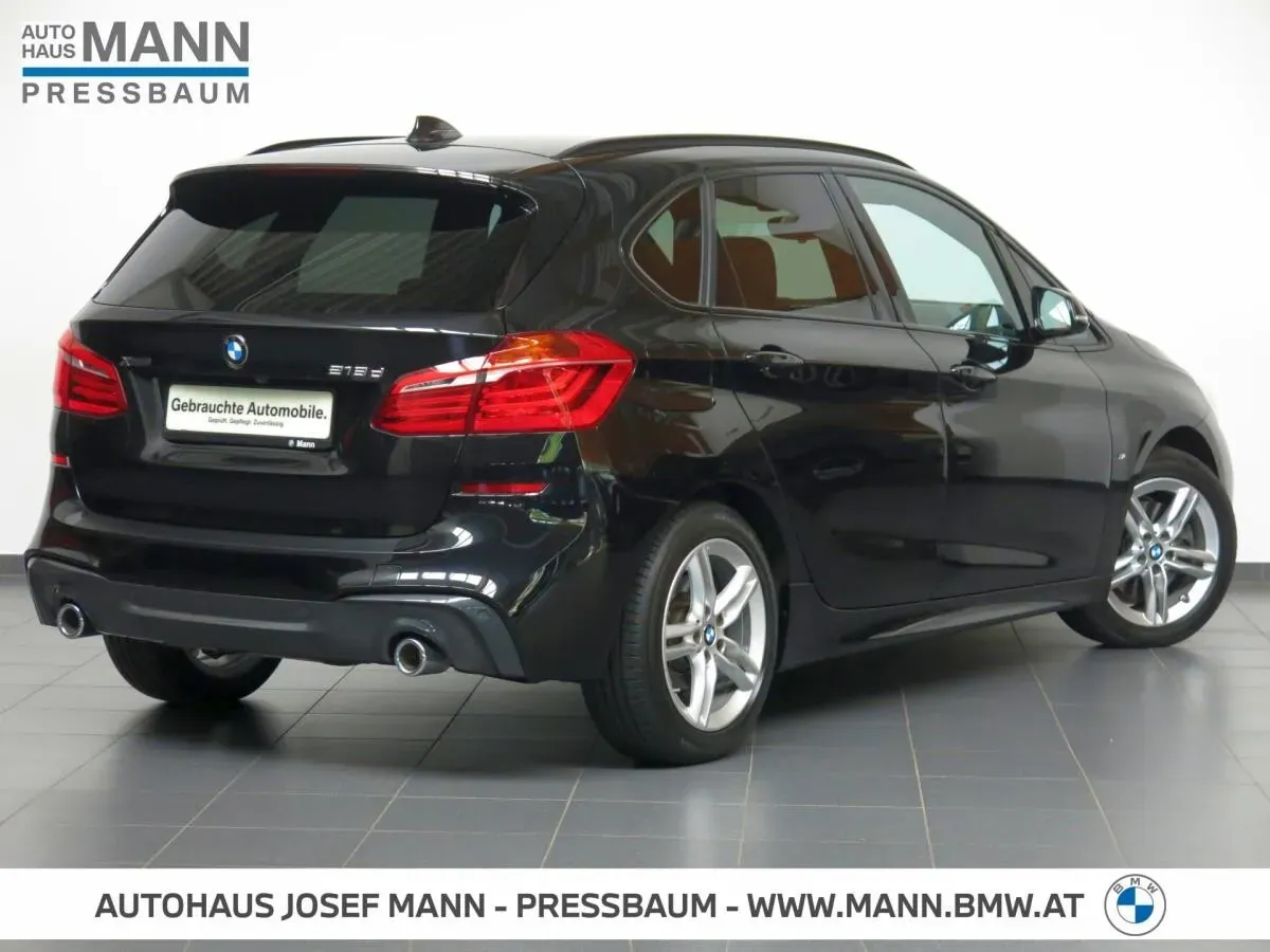 BMW 2 Series 2020 photo 2