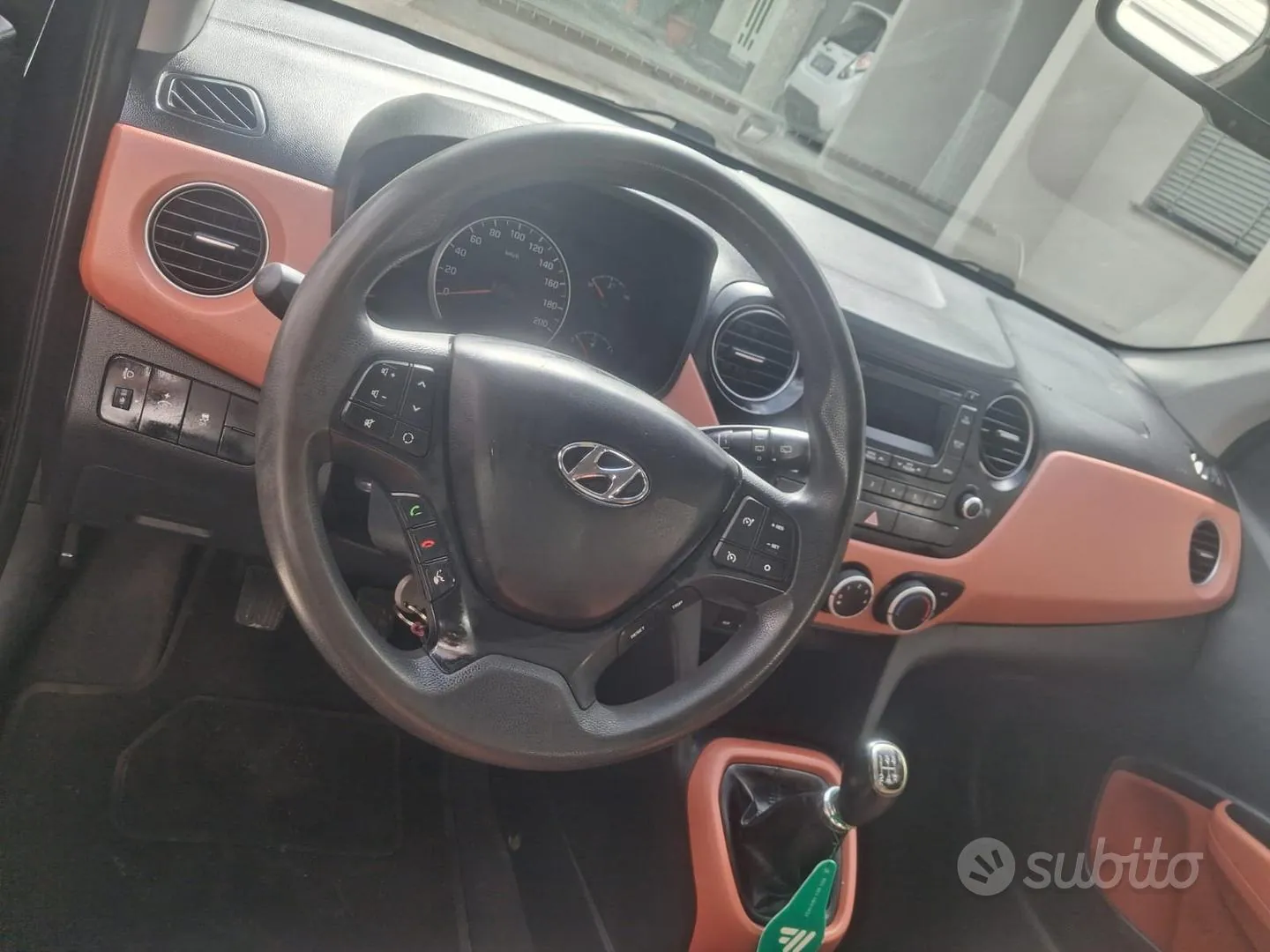 Hyundai I10 2015 photo 4