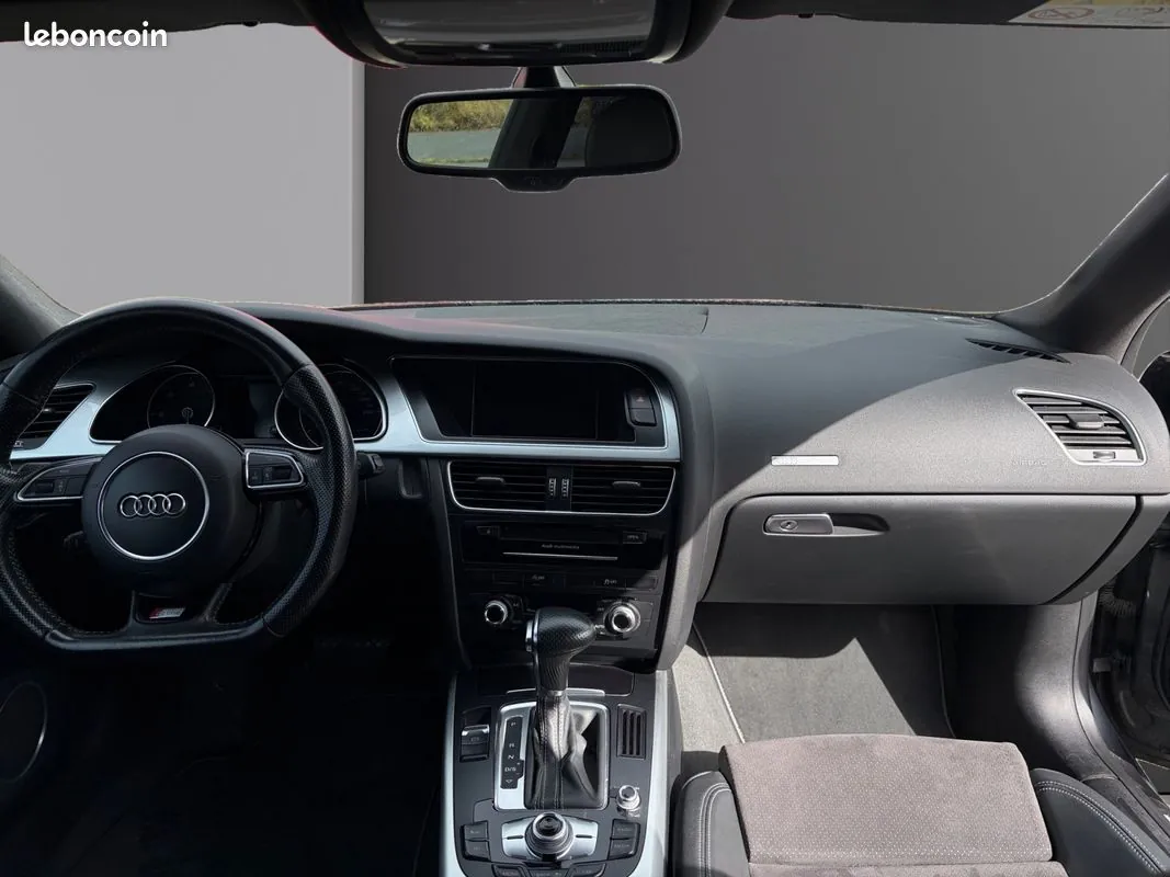 Audi A5 2015 photo 2
