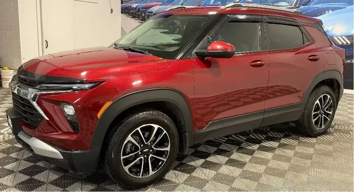 Chevrolet Trailblazer 2024 photo 2