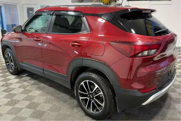 Chevrolet Trailblazer 2024 photo 3