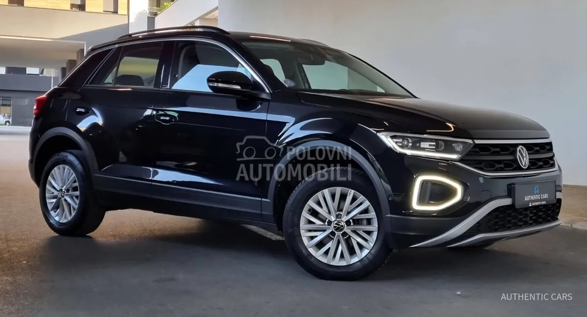 Volkswagen T-Roc 2023 photo 3