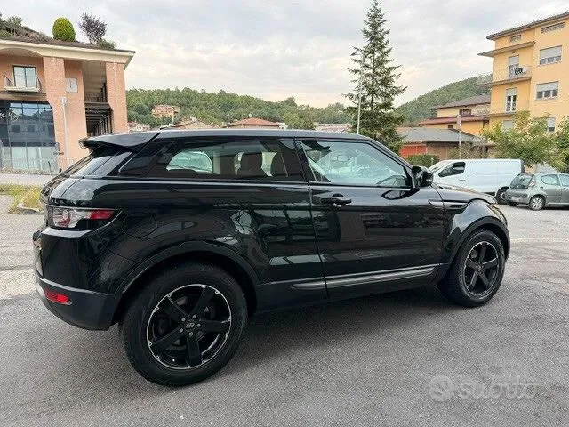 Land Rover Range Rover Evoque 2012 photo 4